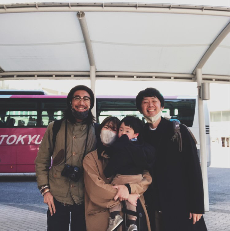 アッキー一家と会う